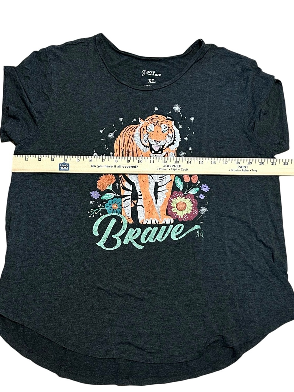 Grace & Lace Tiger Brave T-shirt Tee Stretchy Size XL Shirt Women’s - Picture 3 of 5